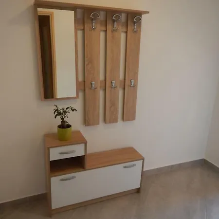 Ivankovic*** 아파트 *